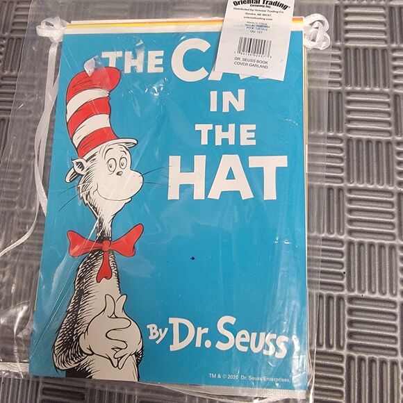 Dr. Seuss Cat In The Hat‎ Banner And Stickers For Reading Books New - Picture 3 of 5